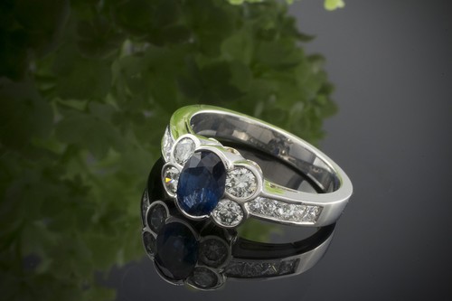 Saphir ring beeindruckend - beeindruckend, in